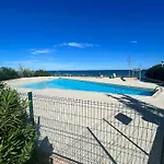 Pied Dans L'eau - Wifi- Piscine