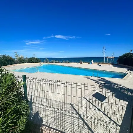 Pied Dans L'eau - Wifi- Piscine