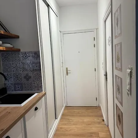 Pied Dans L'eau - Wifi- Piscine