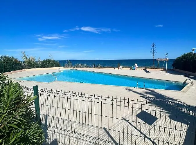 Pied Dans L'eau - Wifi- Piscine